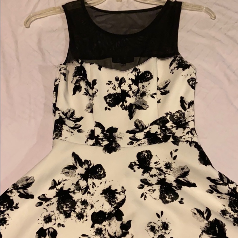 Party/homecoming dress